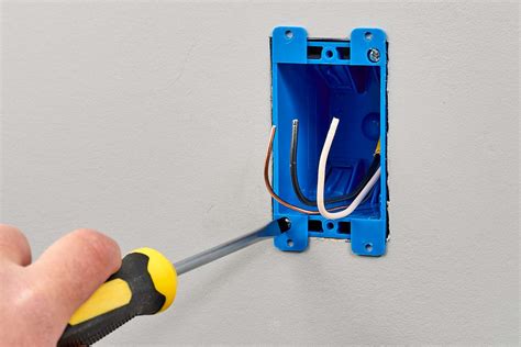 best way to remove an old work electrical box|removing electric box from drywall.